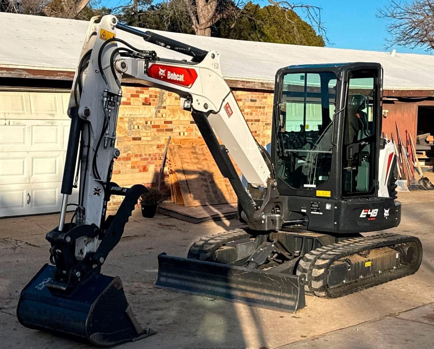 2024 Bobcat E48